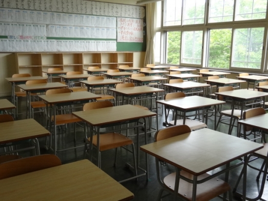 虻田中学校２年A組
